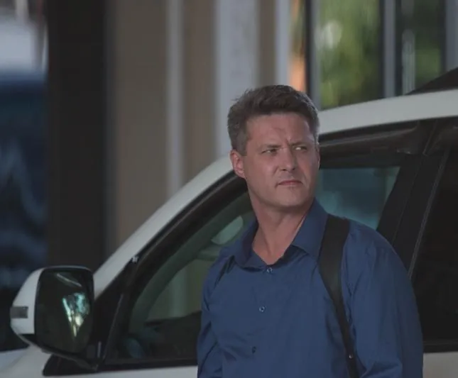 Ищейка (2015) 1-8 сезон 1-6,7,8 серия смотреть онлайн Ищейка (2015) сериал 1-6,7,8 серию 1-8 сезона смотреть онлайн