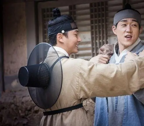 Зеркало ведьмы (2016) смотреть онлайн Зеркало ведьмы (2016) сериал смотреть онлайн