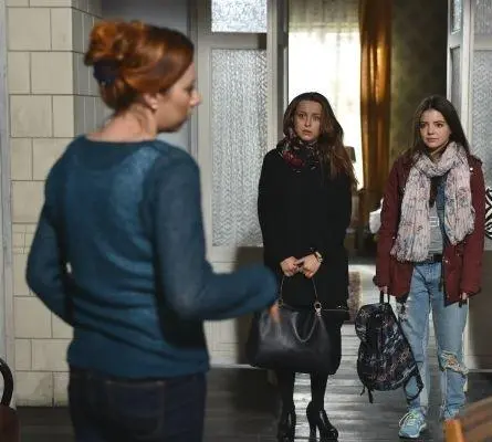 Наши пани в Варшаве (2015) смотреть онлайн Наши пани в Варшаве (2015) сериал смотреть онлайн