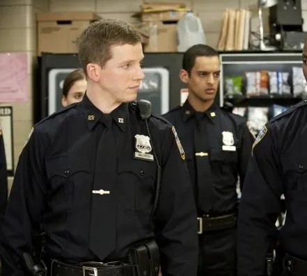 Нью-Йорк 22 (2012) 1 сезон 1-11,12,13 серия смотреть онлайн Нью-Йорк 22 (2012) сериал 1-11,12,13 серию 1 сезона смотреть онлайн