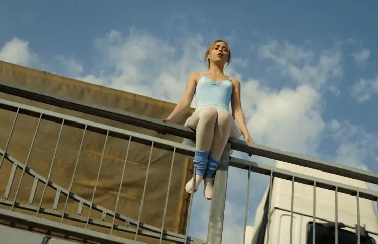 Чужие родные (2018) смотреть онлайн Чужие родные (2018) сериал смотреть онлайн