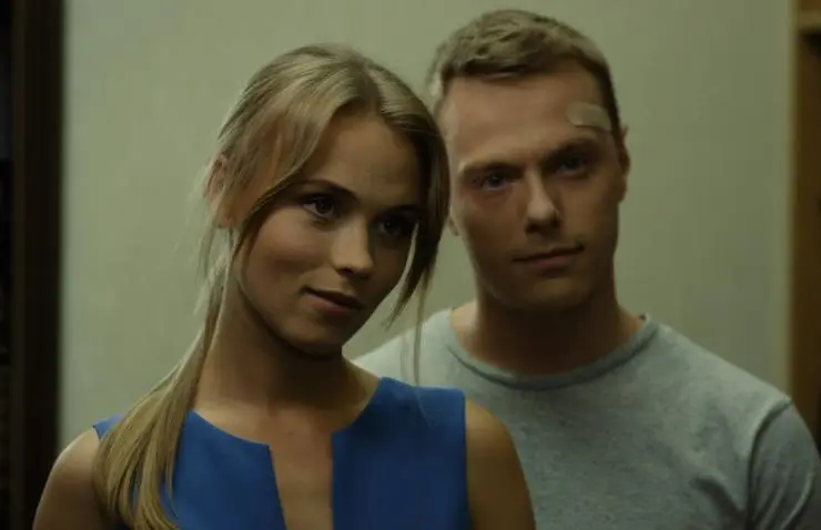 Чужие родные (2018) в хорошем качестве смотреть онлайн Чужие родные (2018) сериал в хорошем качестве смотреть онлайн