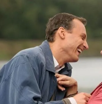 На пути к сердцу (2007) 1 сезон 1-8,9,10 серия в хорошем качестве смотреть онлайн На пути к сердцу (2007) сериал 1-8,9,10 серию 1 сезона в хорошем качестве смотреть онлайн