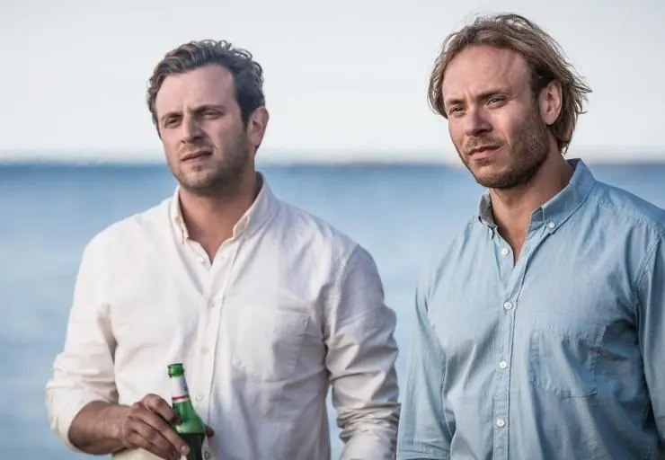 Гуще, чем вода (2014) смотреть онлайн Гуще, чем вода (2014) сериал смотреть онлайн