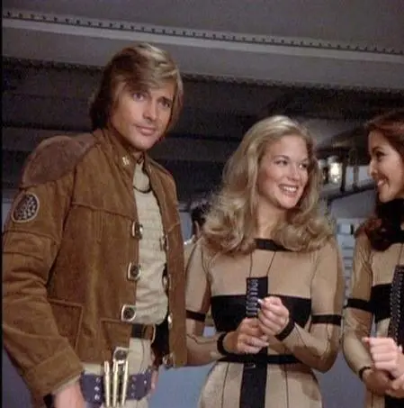 Звездный крейсер Галактика (1978) смотреть онлайн бесплатно Звездный крейсер Галактика (1978) сериал смотреть онлайн бесплатно