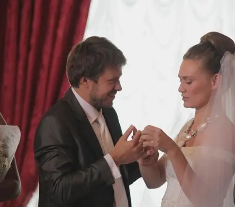 Идеальный брак (2012) 1 сезон 1-6,7,8 серия смотреть онлайн бесплатно Идеальный брак (2012) сериал 1-6,7,8 серию 1 сезона смотреть онлайн бесплатно