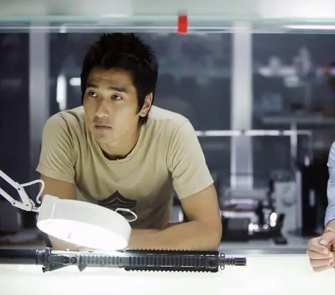 Чёрный и белый (2009) в хорошем качестве смотреть онлайн Чёрный и белый (2009) сериал в хорошем качестве смотреть онлайн