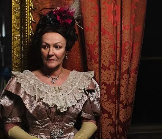 Большие надежды (2011) 1 сезон 1-1,2,3 серия в хорошем качестве смотреть онлайн Большие надежды (2011) сериал 1-1,2,3 серию 1 сезона в хорошем качестве смотреть онлайн