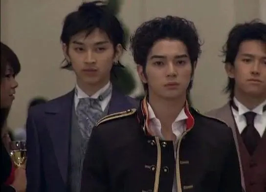 Цветочки после ягодок (2005) смотреть онлайн Цветочки после ягодок (2005) сериал смотреть онлайн