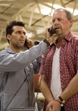 Узнай врага (2005) 1-2 сезон 1-6,7,8 серия в хорошем качестве смотреть онлайн Узнай врага (2005) сериал 1-6,7,8 серию 1-2 сезона в хорошем качестве смотреть онлайн