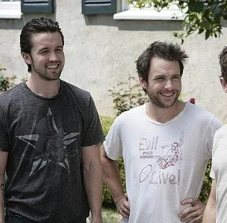 В Филадельфии всегда солнечно (2005) 1-17 сезон 1-6,7,8 серия смотреть онлайн бесплатно В Филадельфии всегда солнечно (2005) сериал 1-6,7,8 серию 1-17 сезона смотреть онлайн бесплатно