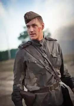 Три дня лейтенанта Кравцова (2011) 1 сезон 1-1,2 серия в хорошем качестве смотреть онлайн Три дня лейтенанта Кравцова (2011) сериал 1-1,2 серию 1 сезона в хорошем качестве смотреть онлайн