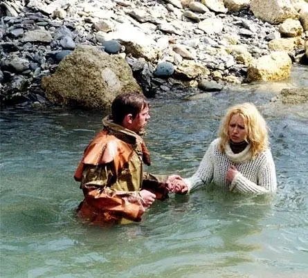 Тайга. Курс выживания (2002) 1 сезон 1-10,11,12 серия в хорошем качестве смотреть онлайн Тайга. Курс выживания (2002) сериал 1-10,11,12 серию 1 сезона в хорошем качестве смотреть онлайн