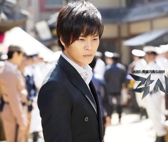 Мститель в маске (2012) в хорошем качестве смотреть онлайн Мститель в маске (2012) сериал в хорошем качестве смотреть онлайн