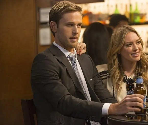 Юная (2015) в хорошем качестве смотреть онлайн Юная (2015) сериал в хорошем качестве смотреть онлайн