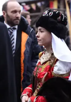 Наследница поневоле (2018) 1 сезон 1-6,7,8 серия смотреть онлайн бесплатно Наследница поневоле (2018) сериал 1-6,7,8 серию 1 сезона смотреть онлайн бесплатно