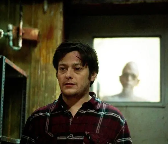 Ниже нуля (2011) смотреть онлайн Ниже нуля (2011) фильм смотреть онлайн