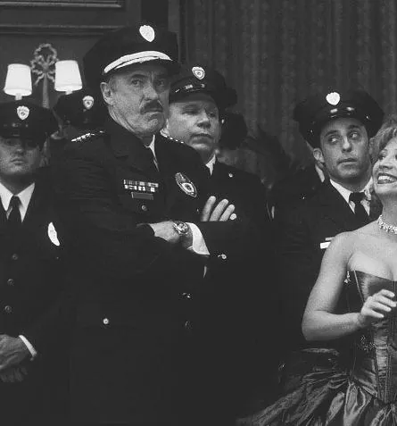 Инспектор Гаджет (1999) смотреть онлайн бесплатно Инспектор Гаджет (1999) фильм смотреть онлайн бесплатно