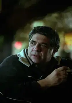 Револьвер (2005) смотреть онлайн Револьвер (2005) фильм смотреть онлайн