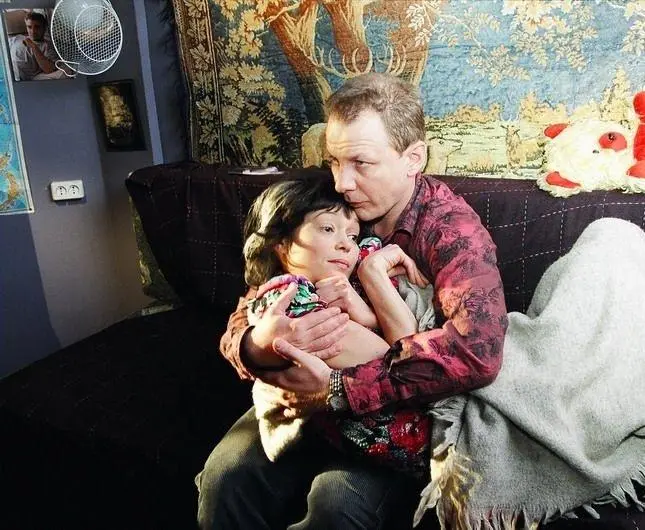 Дура (2005) в хорошем качестве смотреть онлайн Дура (2005) фильм в хорошем качестве смотреть онлайн