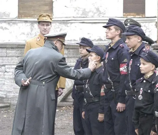 Бункер (2004) в хорошем качестве смотреть онлайн Бункер (2004) фильм в хорошем качестве смотреть онлайн