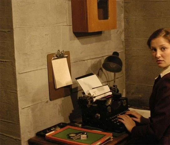 Бункер (2004) смотреть онлайн Бункер (2004) фильм смотреть онлайн