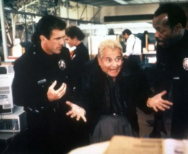 Смертельное оружие 3 (1992) в хорошем качестве смотреть онлайн Смертельное оружие 3 (1992) фильм в хорошем качестве смотреть онлайн