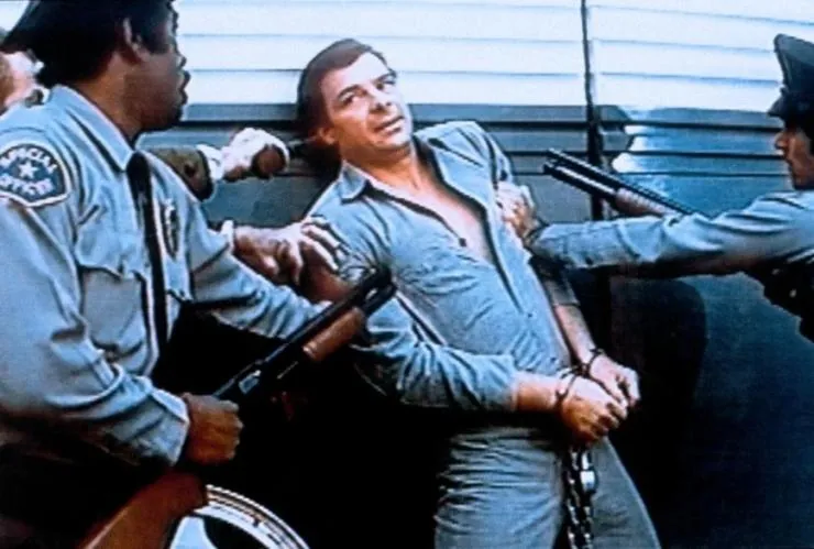 Нападение на 13-й участок (1976) в хорошем качестве смотреть онлайн Нападение на 13-й участок (1976) фильм в хорошем качестве смотреть онлайн