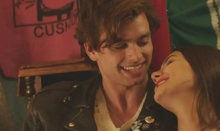 Те, кого нельзя целовать (2015) в хорошем качестве смотреть онлайн Те, кого нельзя целовать (2015) фильм в хорошем качестве смотреть онлайн