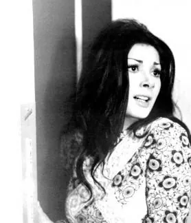 Странный порок госпожи Уорд (1971) в хорошем качестве смотреть онлайн Странный порок госпожи Уорд (1971) фильм в хорошем качестве смотреть онлайн