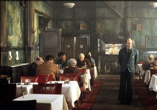 Отель «Сплендид» (2000) смотреть онлайн Отель «Сплендид» (2000) фильм смотреть онлайн