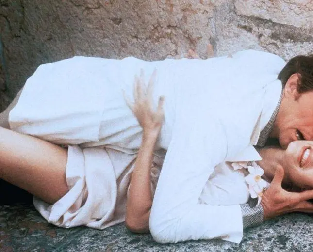 Джулия (1974) смотреть онлайн Джулия (1974) фильм смотреть онлайн