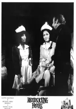 Кровососущие уроды (1976) смотреть онлайн Кровососущие уроды (1976) фильм смотреть онлайн