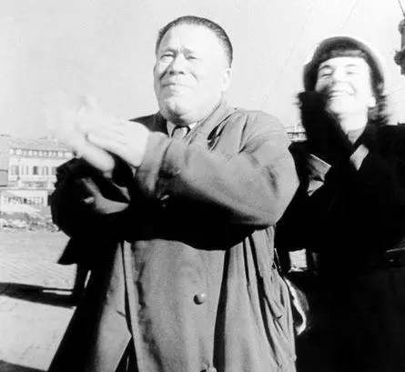 Белый шейх (1952) в хорошем качестве смотреть онлайн Белый шейх (1952) фильм в хорошем качестве смотреть онлайн