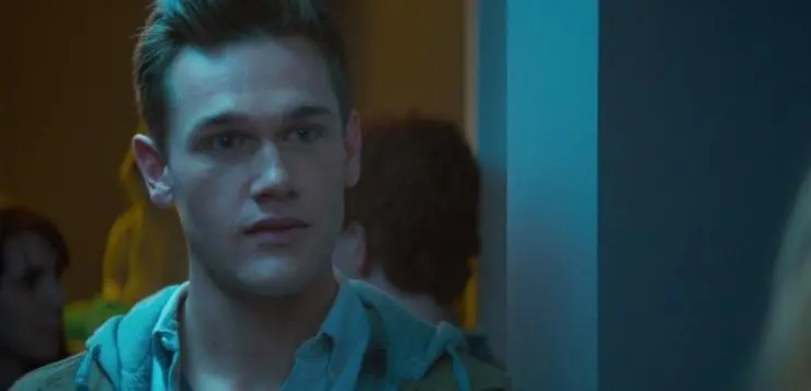 На одной волне (2017) смотреть онлайн бесплатно На одной волне (2017) фильм смотреть онлайн бесплатно