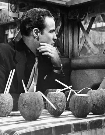 Парни и куколки (1955) в хорошем качестве смотреть онлайн Парни и куколки (1955) фильм в хорошем качестве смотреть онлайн