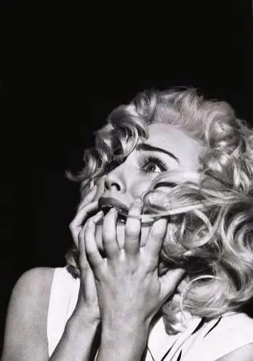 В постели с Мадонной (1991) смотреть онлайн В постели с Мадонной (1991) фильм смотреть онлайн