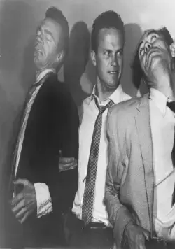 Целуй меня насмерть (1955) смотреть онлайн бесплатно Целуй меня насмерть (1955) фильм смотреть онлайн бесплатно