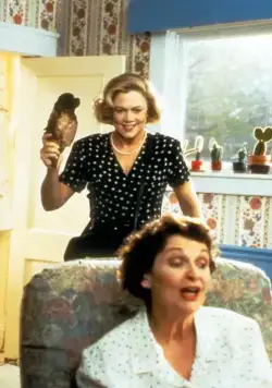 Мамочка-маньячка-убийца (1994) смотреть онлайн бесплатно Мамочка-маньячка-убийца (1994) фильм смотреть онлайн бесплатно