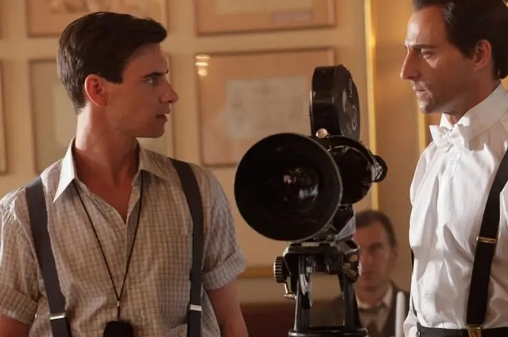 Ближе к Луне (2014) смотреть онлайн бесплатно Ближе к Луне (2014) фильм смотреть онлайн бесплатно