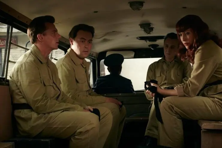 Ближе к Луне (2014) в хорошем качестве смотреть онлайн Ближе к Луне (2014) фильм в хорошем качестве смотреть онлайн