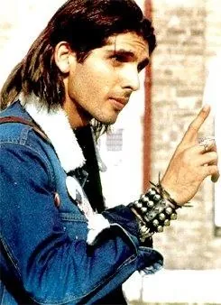 Я рядом с тобой!!! (2004) смотреть онлайн бесплатно Я рядом с тобой!!! (2004) фильм смотреть онлайн бесплатно