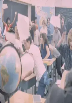 Сумасброды 2: Не в своем уме (1985) в хорошем качестве смотреть онлайн Сумасброды 2: Не в своем уме (1985) фильм в хорошем качестве смотреть онлайн