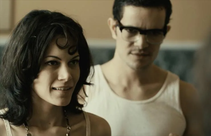 Лицо в мусоре (2010) смотреть онлайн Лицо в мусоре (2010) фильм смотреть онлайн