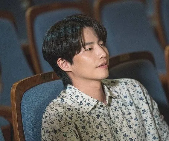 Спой мне (2019) в хорошем качестве смотреть онлайн Спой мне (2019) сериал в хорошем качестве смотреть онлайн