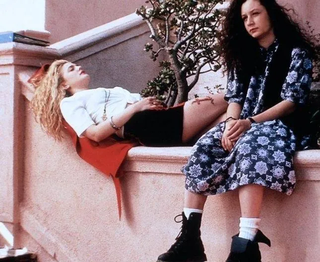 Ядовитый плющ (1992) смотреть онлайн бесплатно Ядовитый плющ (1992) фильм смотреть онлайн бесплатно