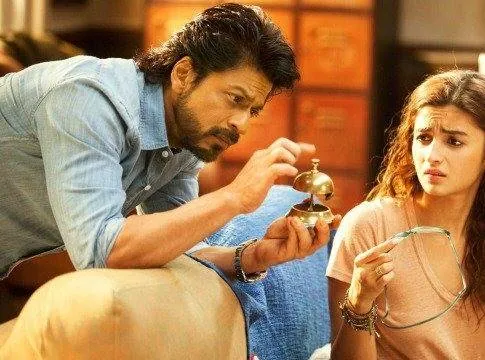 Дорогой Зиндаги (2016) в хорошем качестве смотреть онлайн Дорогой Зиндаги (2016) фильм в хорошем качестве смотреть онлайн