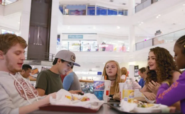 Восьмой класс (2018) смотреть онлайн бесплатно Восьмой класс (2018) фильм смотреть онлайн бесплатно