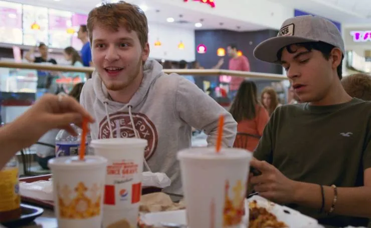 Восьмой класс (2018) смотреть онлайн Восьмой класс (2018) фильм смотреть онлайн