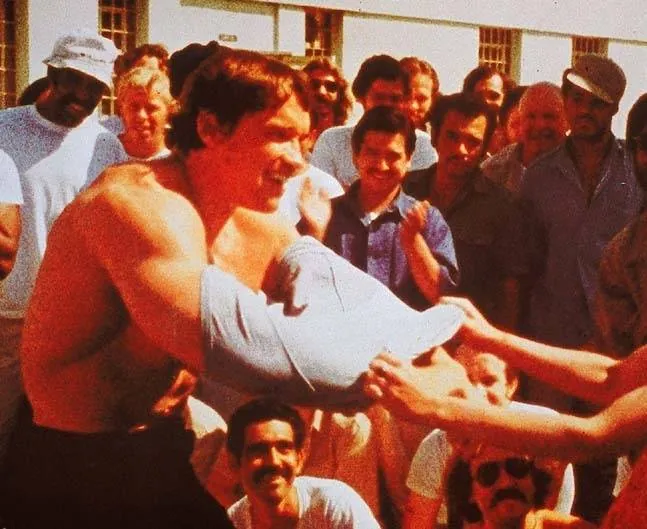 Качая железо (1976) смотреть онлайн бесплатно Качая железо (1976) фильм смотреть онлайн бесплатно